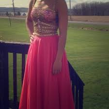 Here are 16 places where you can sell your used clothes for the most money. Second Hand Prom Dresses Near Me Fashion Dresses