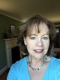 Rebecca Hubble's Instagram, Twitter & Facebook