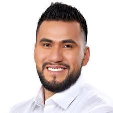 David Eleazar's Instagram, Twitter & Facebook