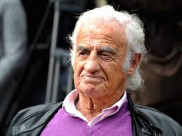 As a boy he was more interested in sport. 7 Fojwsrwutuum