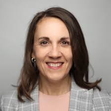 This past weekend I graduated from the University of Arizona, Eller College  of Management, obtaining two degrees in Marketing and Entrepreneurship, and  a minor in Fashion & Consumer Sciences.