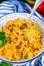 Nudeln Mit Paprikasauce Vegan Heaven Rezept Paprikasauce Paprika Sauce Rezepte