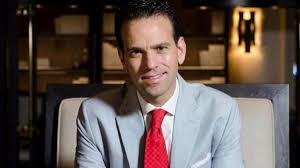 Listen to carlos loret de mola | soundcloud is an audio platform that lets you listen to what you love and share stream tracks and playlists from carlos loret de mola on your desktop or mobile device. Carlos Loret De Mola Se Despide De Televisa El Economista
