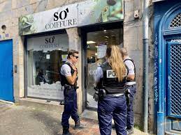 We did not find results for: Doubs Besancon Meurtre Dans Un Salon De Coiffure Le Suspect Est Mineur