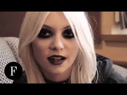 Taylor Momsen of The Pretty Reckless talks 'Going To Hell' with  @RobertHerrera3