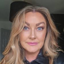 🎉Can you believe it's already 2026? Sometimes it feels like I blinked in  2016, and here we are, a decade later. Over the years, I've had numerous  wonderful twists, and turns, but