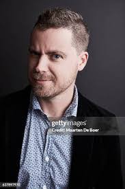 Greg Beard's Instagram, Twitter & Facebook