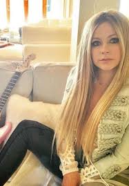 Последние твиты от avril lavigne (@avrillavigne). Avril Lavigne Photoshoot January 2021 Celebmafia