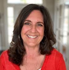 Debbie Relyea's Instagram, Twitter & Facebook