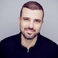 Peter Cunha's Instagram, Twitter & Facebook