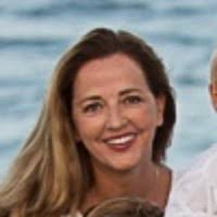 80+ perfiles de «Poole»