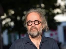 Dr. Yllka Filipi: Metamorfoza e penës së gruas — ExLibris