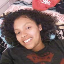 Genesis rendon (@genesis_rendon)