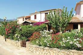 Prenota on line i nostri appartamenti e residence a san teodoro 2020 con il sito leader delle vacanze in sardegna. Santeo Appartamenti San Teodoro Sardegna