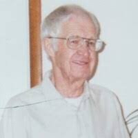 Lea Ware's Instagram, Twitter & Facebook