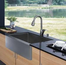 apron sinks: not just for a farmhouse