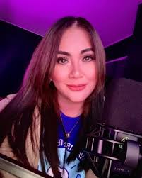 Back to my usual hairstyle… #latepost #virtualpost #backtobasics