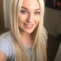 Hollie Kemp's Instagram, Twitter & Facebook