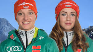 Die zweifache weltmeisterin juliane seyfarth setzte sich auf der schanze sneschinka (schneeflocke) vor katharina althaus durch und fuhr ihren dritten erfolg in serie ein. Katharina Althaus Und Juliane Seyfarth Fuhren Dsv Team An Skispringen Com