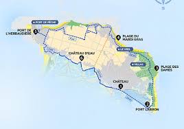 La plage des dames et ses célèbres cabines blanches, l'anse rouge, les souzeaux, la plage du mardi gras. Bois De La Chaise Noirmoutier Island S Forest