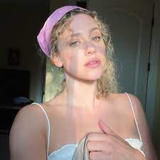 She stepped into the entertainment industry via indie films and guest appearances on tv shows. Lili Reinhart Lilireinhart Instagram Photos And Videos