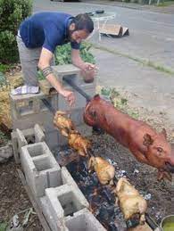 How To Roast A Pig Bbq Pig Pig Roast Party Roasted Hog