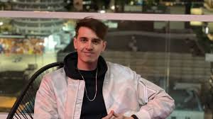 How to invest $100 starting today. 25 Year Old Says He S A Millioniare After Investing Early In Eth Btc