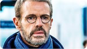 Jenifer au bout de sa vie en visio durant la finale, les internautes entre inquiétude et compassion. Au Bout Des Doigts Bande Annonce 2018 Youtube