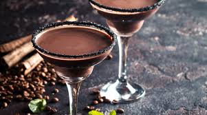 Genial Nutella Schnaps Gibt S Wirklich Das Rezept Zum Selbermachen Hier In 2020 Nutella Gute Rezepte Schnaps