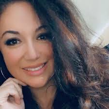 Dawn Atkins's Instagram, Twitter & Facebook