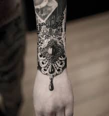 The lace itself calls for a delicate texture that has been one of the symbols but what if that shoulder has a subtle lace design on? 53 Lace Tattoo Designs For Womens Body