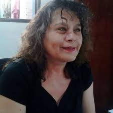 El dia de ayer a las 19:30 app partio de este mundo una gran profesional  del rubro, me refiero a Doris Canales, laboratorista de la vieja escuela,  entrego mas de 40 años