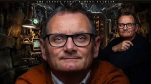 Karl Pringle's Instagram, Twitter & Facebook