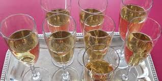 Darf Ich In Der Stillzeit Alkohol Trinken Stillkinder De