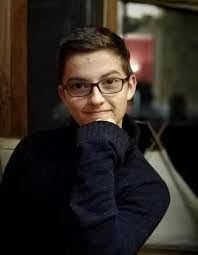 Mike Laub's Instagram, Twitter & Facebook