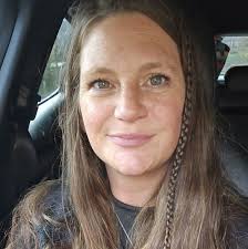 BOOKED!! WAITLIST CLOSED!! That was fast!!! Commenting turned off 🖤 Just  call me your fairy godmother 🪄 💕Valentines Day Minis with BABY PIGS💕 $50  15min session 10+ digital images up to 4