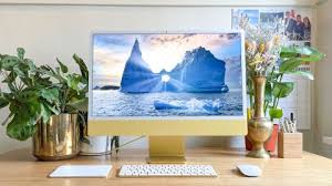 The base model imac (2021) includes two thunderbolt ports and a headphone jack. E Iuvov5drfcmm