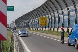 Ze względu na stałe zagrożenie zakażeniem koronawirusem, amberone autostrada a1 rekomenduje korzystanie z systemu ambergo, który jest najbezpieczniejszą metodą płatności za przejazd autostradą a1, gdyż nie wymaga kontaktu z inną osobą ani nie wiąże się z koniecznością podawania. Autostrada A1 Gdzie Sa Zjazdy Wszystko O Samochodach I Motoryzacji Moto Pl
