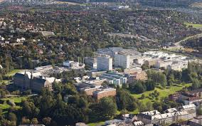 Ntnu in trondheim is the biggest technical university in norway, with thousands of students, and gjøvik is a much smaller town. Gloshaugen Wikipedia