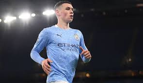 Foden continued to go from strength to strength last term, winning the man of the award in our 2020 carabao cup final win over aston villa and making 38 appearances. Bvb Vs City Phil Foden Gegen Mateu Morey Das Schlusselduell Mit Vorgeschichte
