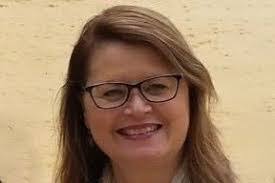 Shari Walton's Instagram, Twitter & Facebook