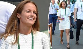 At the 2012 us open, murray became the first british player since 1977, and the first british man since 1936, to win a grand slam singles tournament, when he defeated novak djokovic in the final in five sets. Kim Sears Wears Tennis Whites For First Wimbledon Outing Express Co Uk