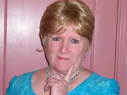 Hat's off to us old Hingham fogies!