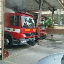 Intan telah bekerjasama dengan akademi bomba dan penyelamat malaysia dalam memberikan latihan di bawah komponen pengukuhan diri kepada peserta pascasiswazah pengurusan awam intan. Photos At Balai Bomba Dan Penyelamat Sentul Kuala Lumpur Federal Territory Of Kuala Lum