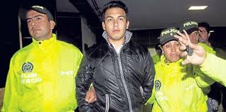 05 октябри 1976, кобиха, боливия) — футболбози боливиёӣ, зарбазананда (страйкер). Carlos Cardenas Demando Al Estado Por 1 000 Millones A Raiz De Caso Colmenares