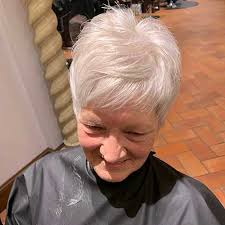 There are thousands of short layered haircuts fine hair pictures here. 20 Unique Short Hairstyles For Fine Hair Over 60 Short Haircut Com