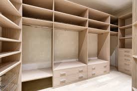 Scopri la cabina armadio firmata henry glass, rendi unica la tua con la combinazione di accessori e moduli! Armadi Su Misura E Cabine Armadio Milano E Provincia Metroarredo