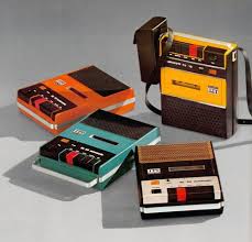 Pin By Cindy Loo Hoo On 70 S Retro Gadgets Vintage Electronics Retro