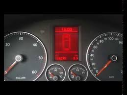 Sunt cei care ne avertizeaza de probleme active, pasive ori intermitente si care de cele mai multe ori. Becuri Bord Golf 5