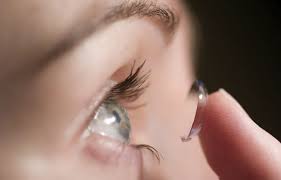 Pada mata normal, m.ciliaris melemas dan lensa mendatar untuk penglihatan jauh, tetapi otot tersebut berkontraksi untuk memungkinkan lensa. 15 Merk Softlens Yang Bagus Di Indonesia Update 2021